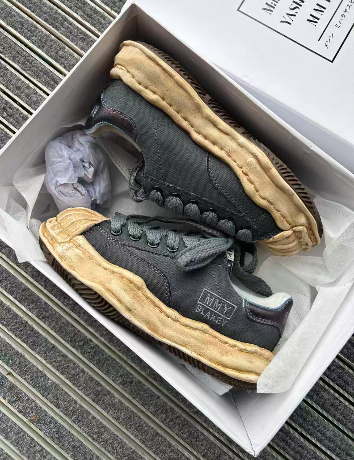 Japanese shoes