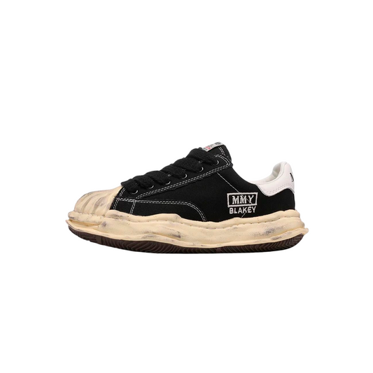 Japanese shoes